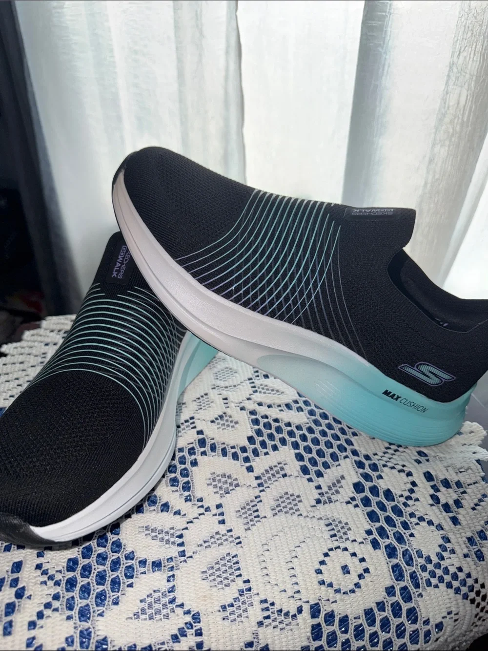Skechers lightweight slip
